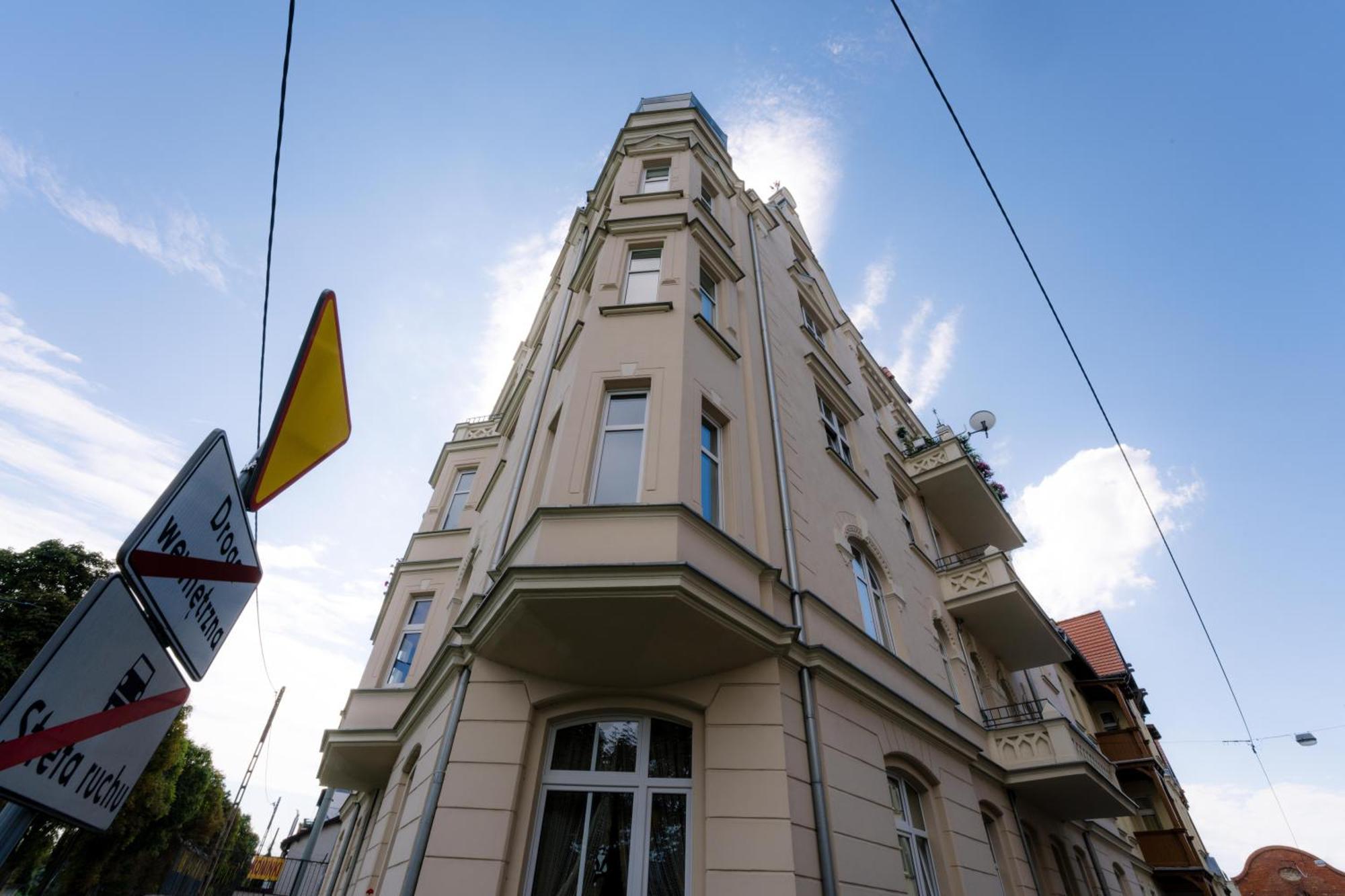Restful Stay Apartment Грудзёндз Экстерьер фото